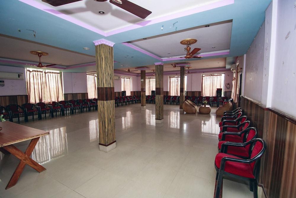 Green Ashiyana Eco Resort