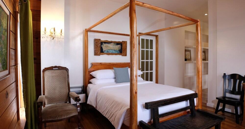 Guest Haven House Bed & Breakfast