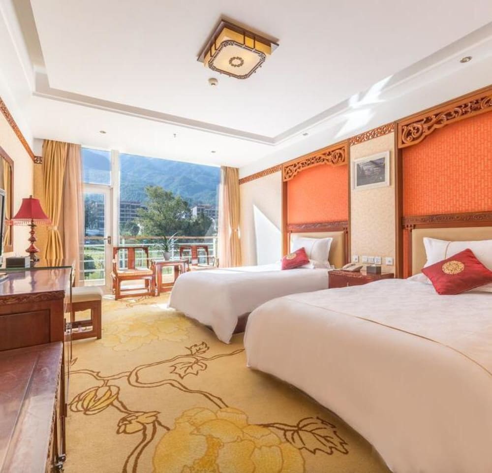 Floral Hotel Dali Zhonghefang