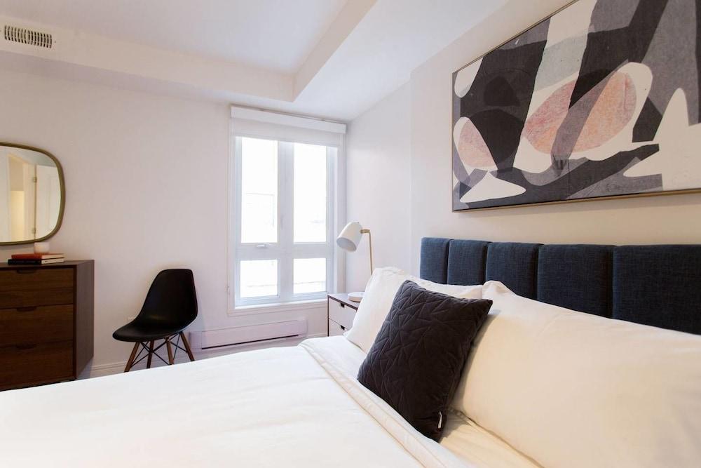 Fresh & Styled 2 Bedroom Apt in Mile End