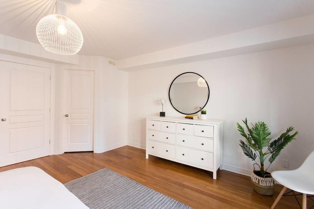 Fresh & Styled 2 Bedroom Apt in Mile End