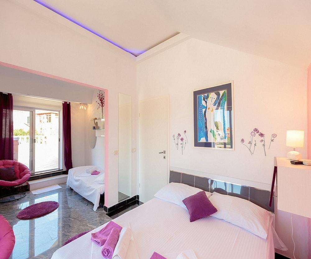 Heavenly Holiday Home