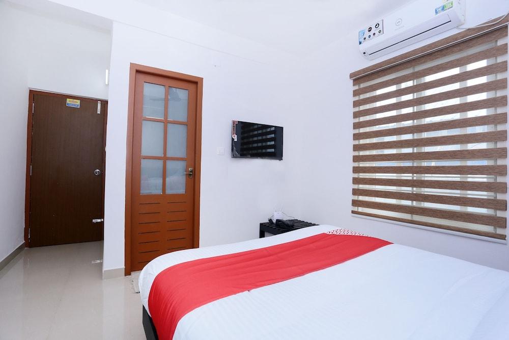 OYO 30973 Thulasi Inn