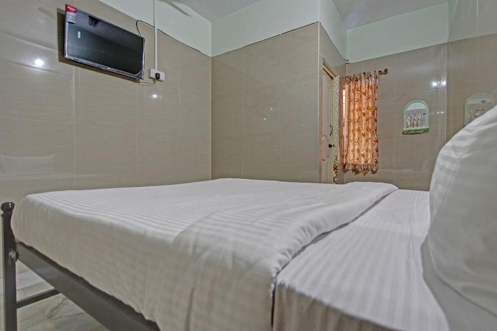 SPOT ON 43677 Rkp Residency