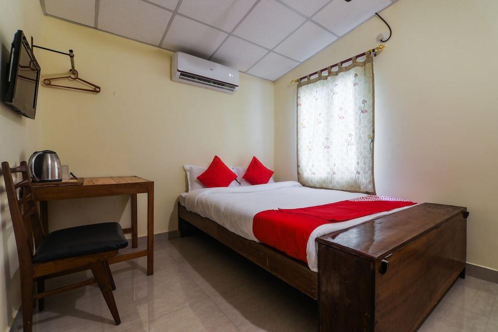 OYO 16926 16 Hillside