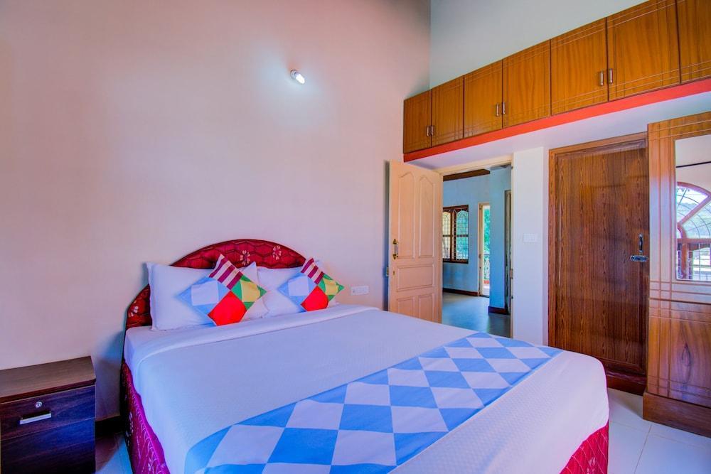 OYO Home 22814 Cozy 2BHK