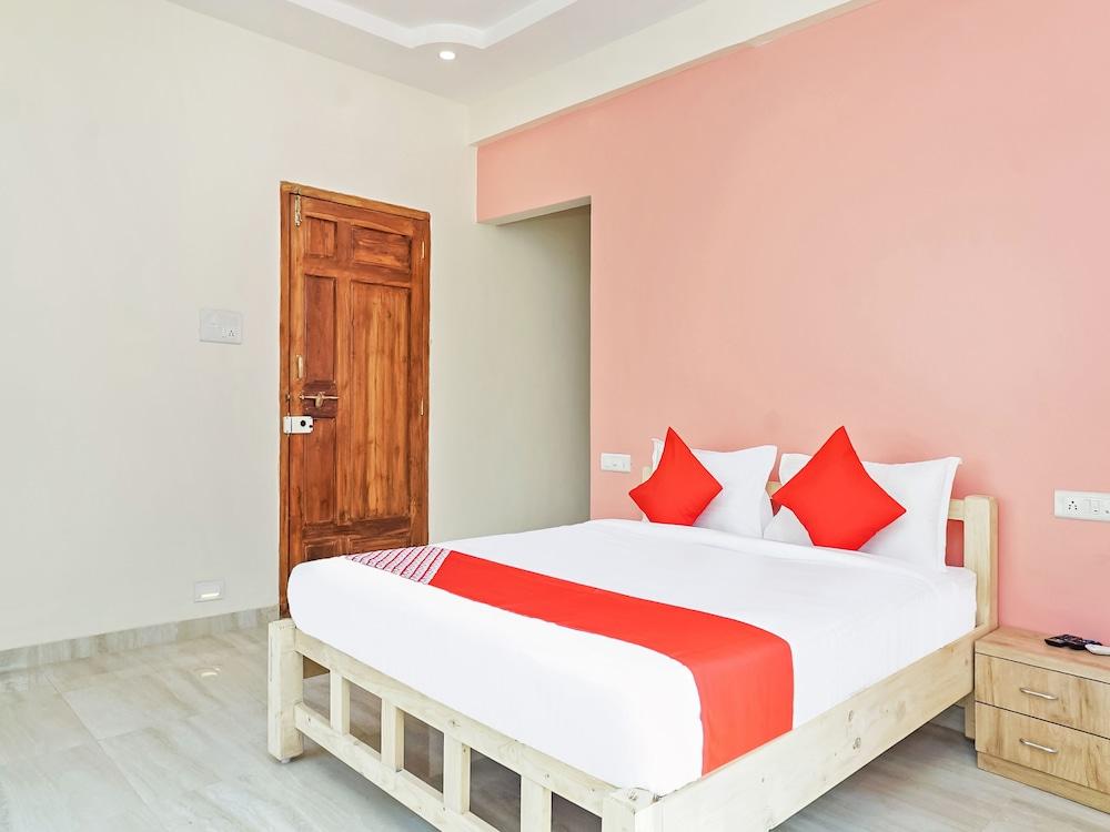 OYO 28565 Rajanigandha