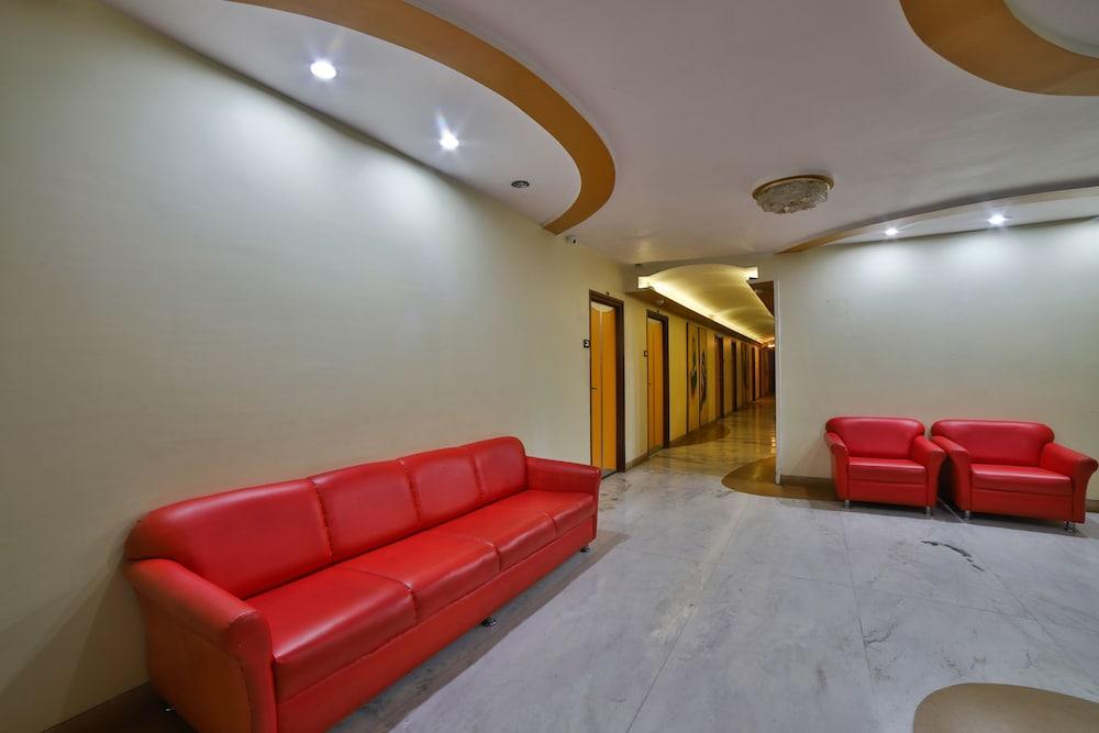 OYO 29657 Hotel The Emerald