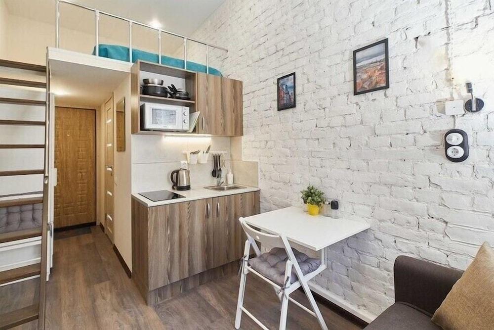 TakeRoom Petrogradskaya