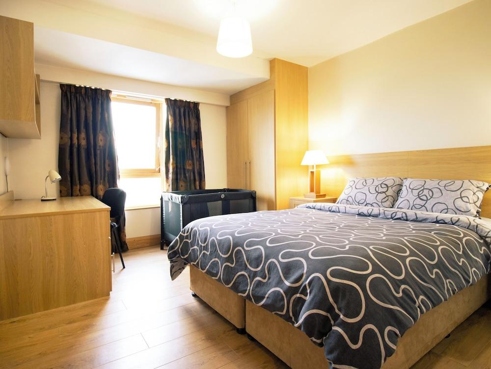 St Angela’s Lakeside Aparthotel