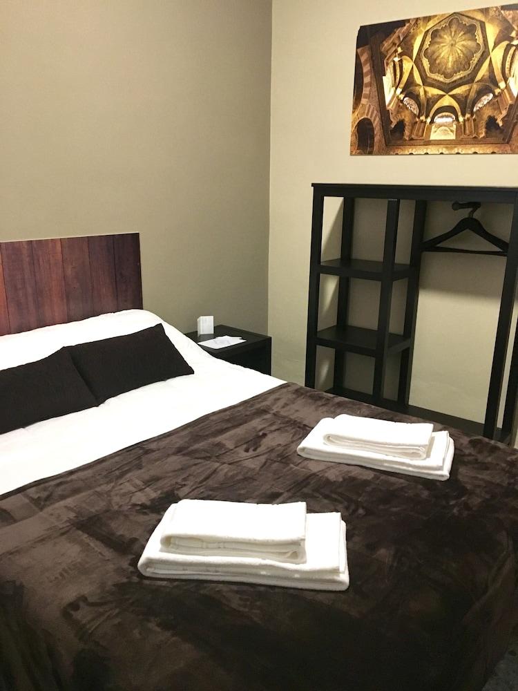 Patio de la Plateria