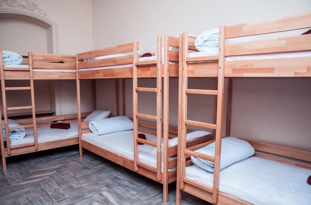 Globus Maidan - Hostel