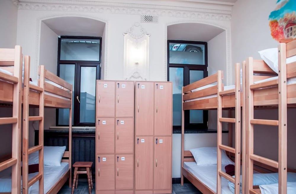 Globus Maidan - Hostel