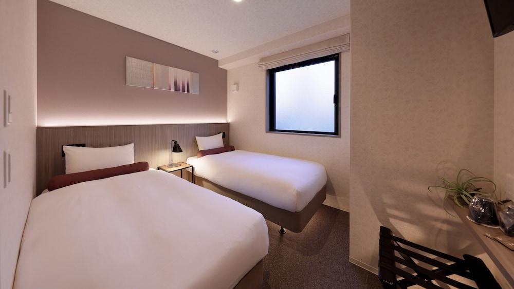 Doutonbori Crystal Hotel IV