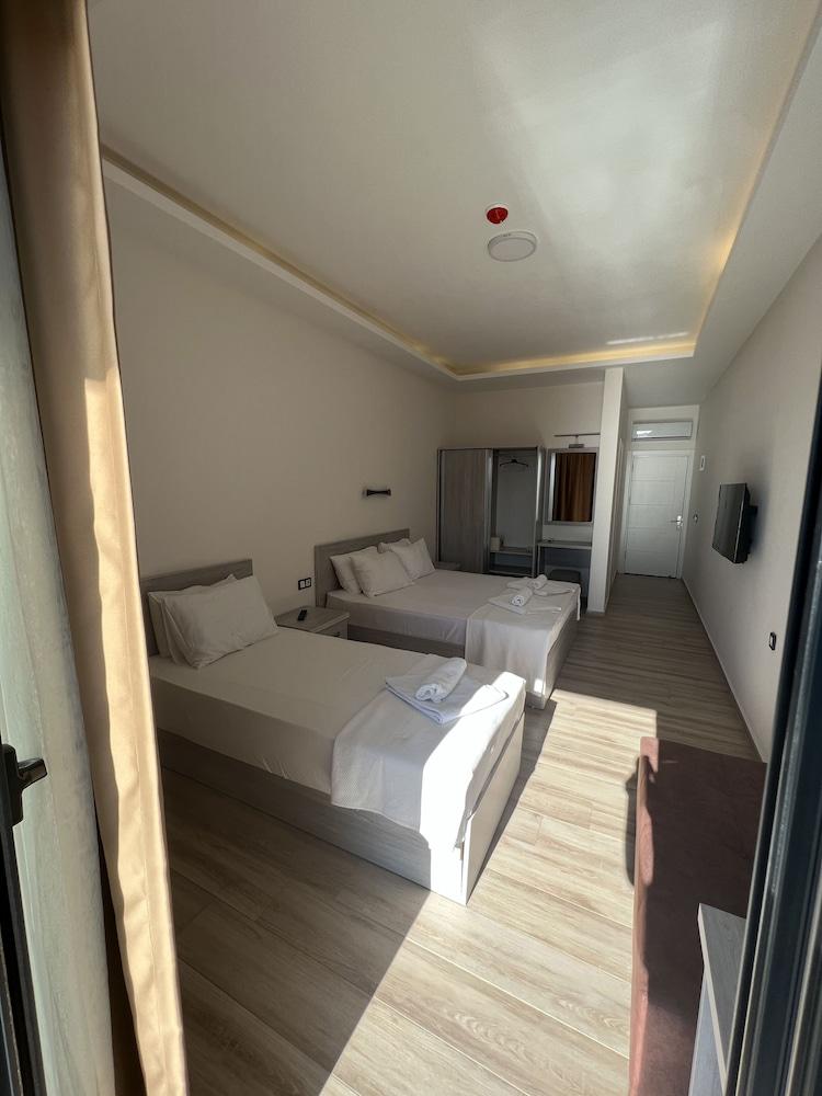 Life Point Boutique Hotel