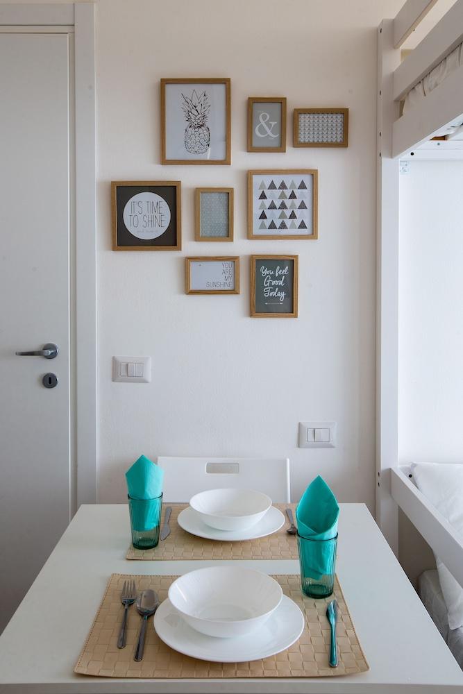 Home Hotel - Transiti 21