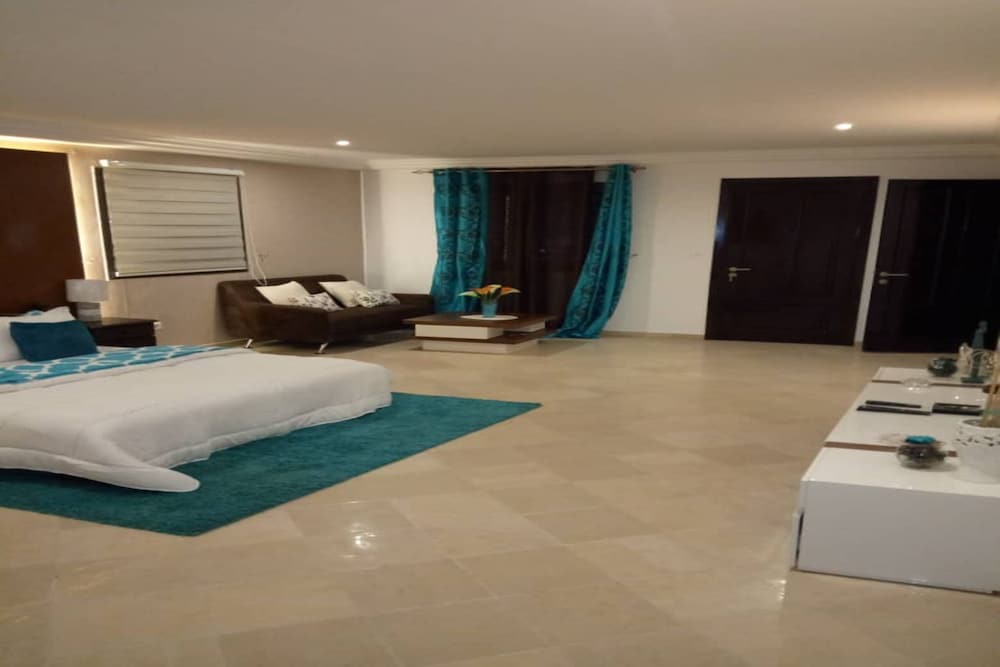 Residence Divine Palace