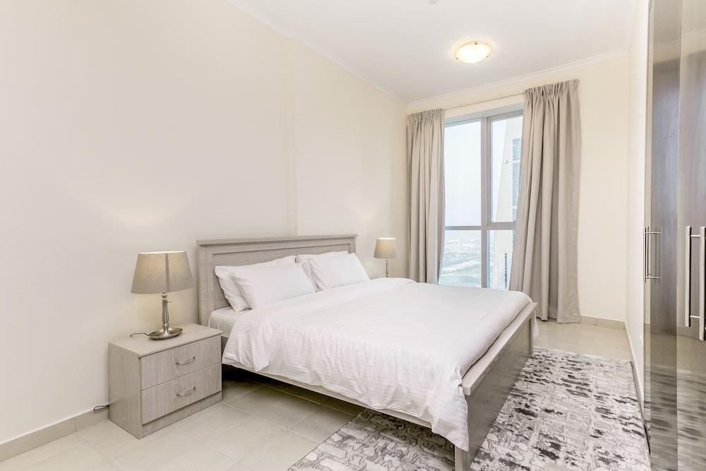 Driven Holiday Homes - Torch Tower