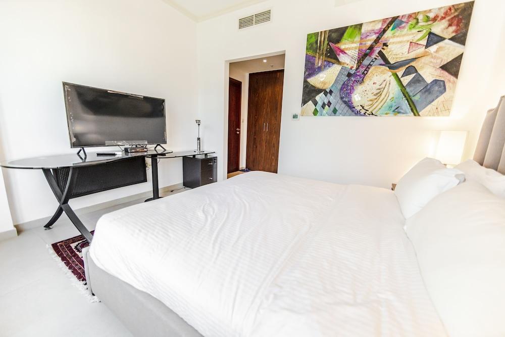 Bravo Way Burj Residences Tower 9