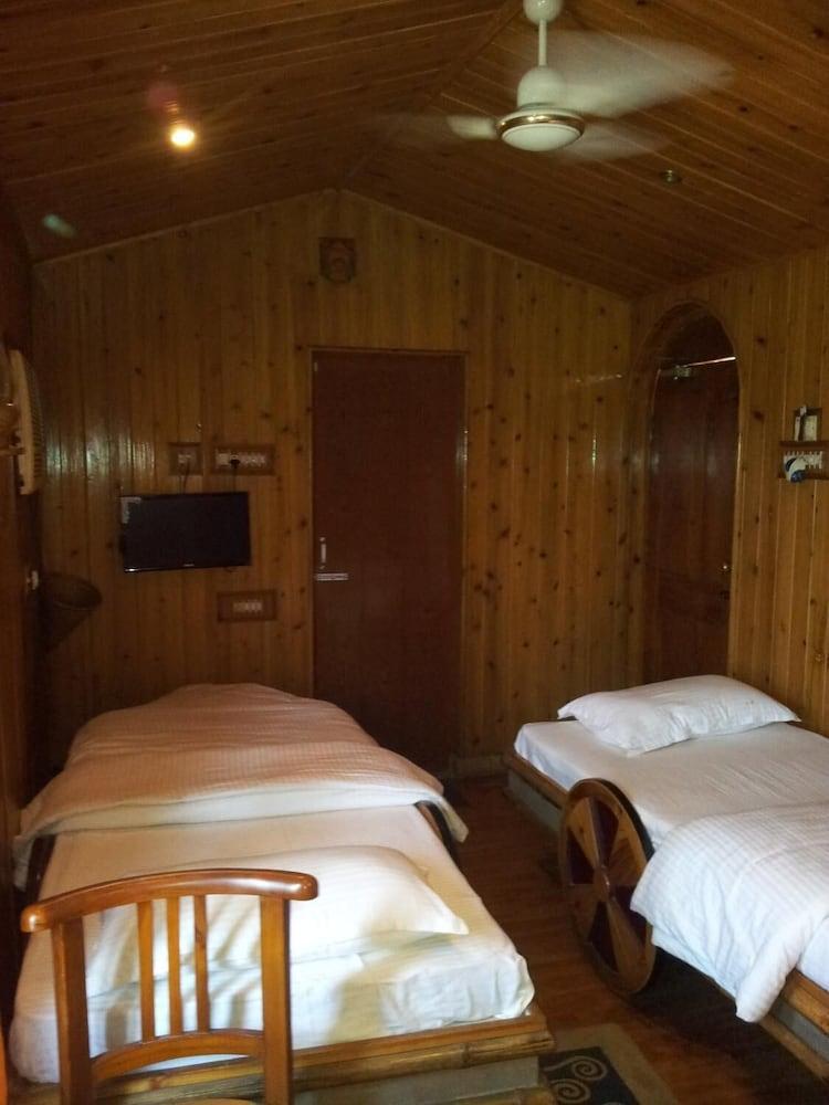 Hotel Ispat International