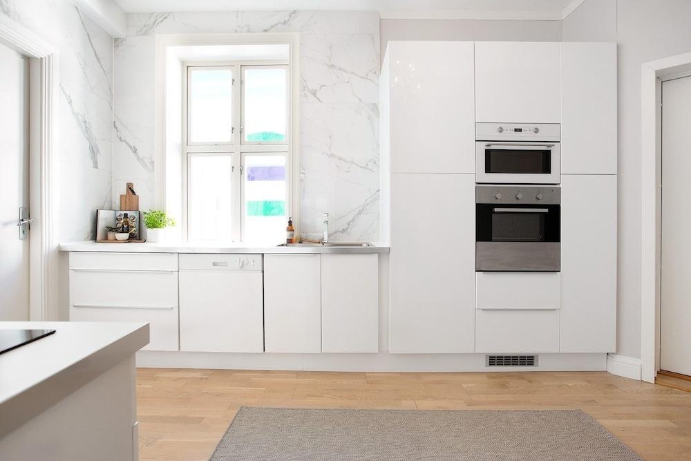 2 bedroom apartment 8 guests