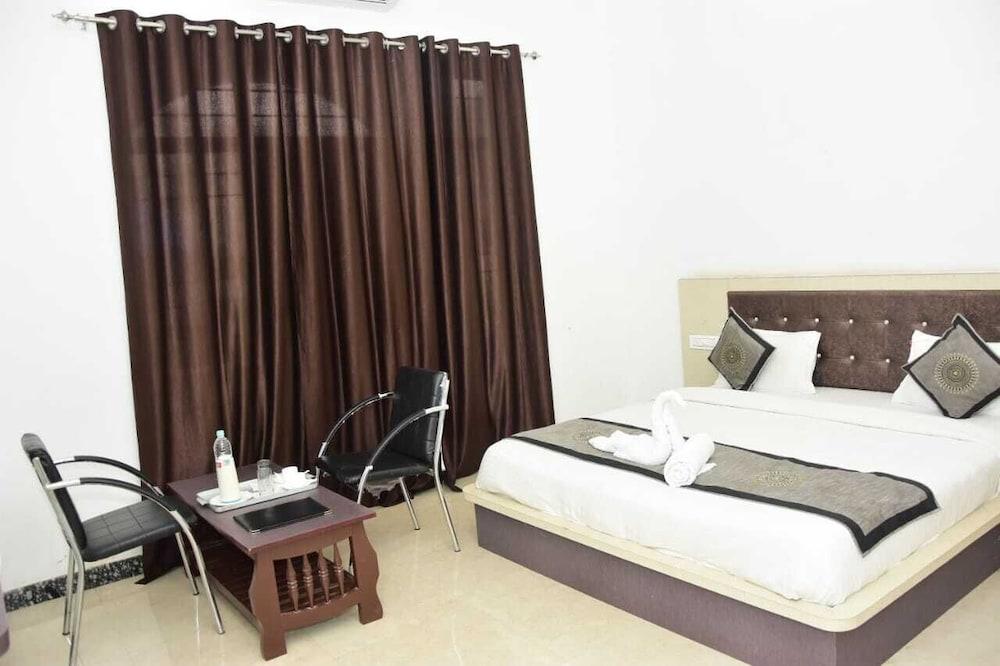 The Pushkar Mantra Resort