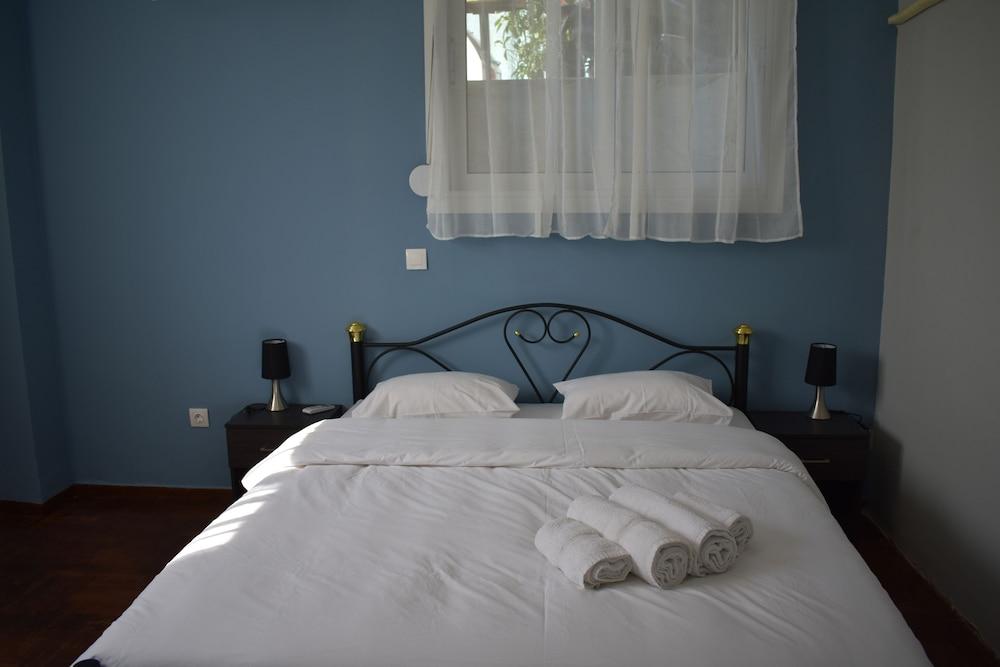 Athenian Modern Apartment Mavili Square