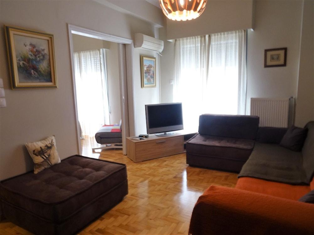 Chic Central Apt In Evangelismos Metro