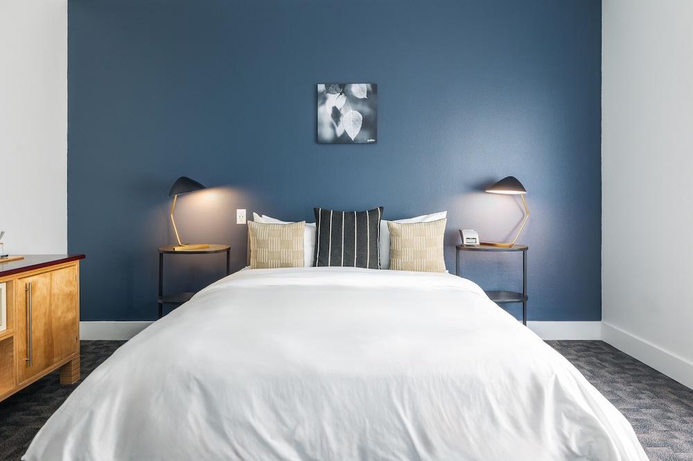 Gravity Haus Truckee-Tahoe