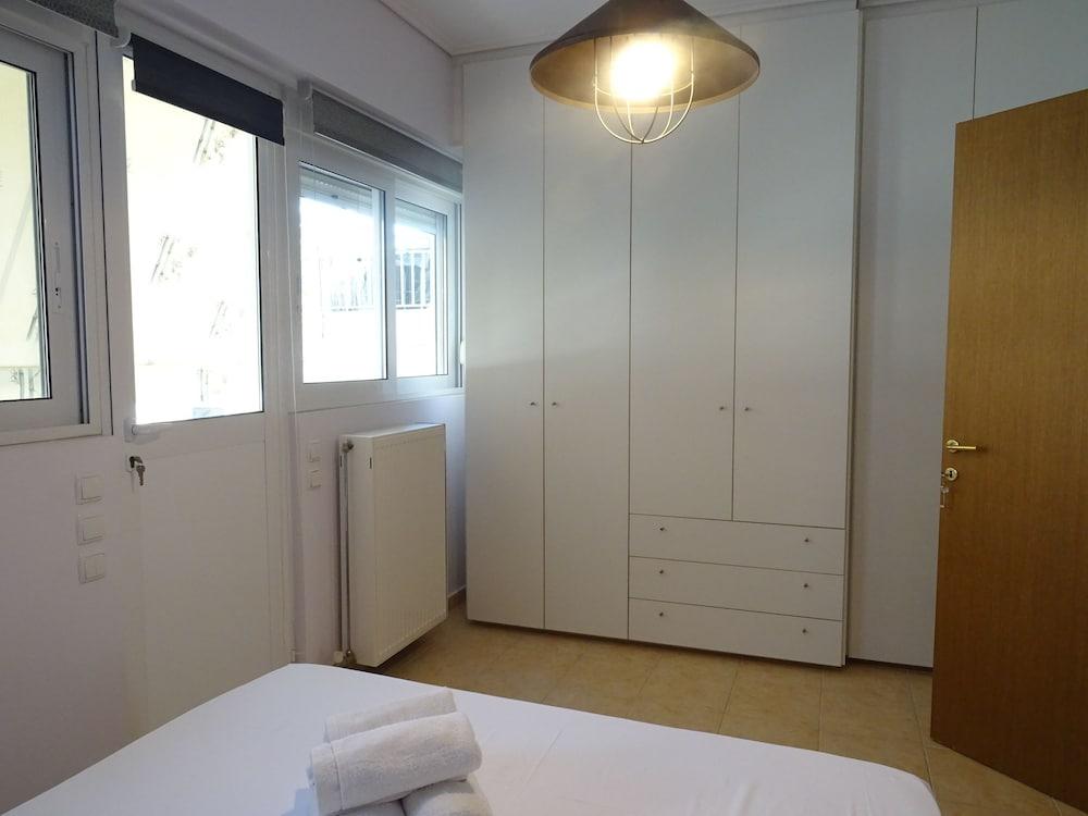 Modern Central Apartment with View