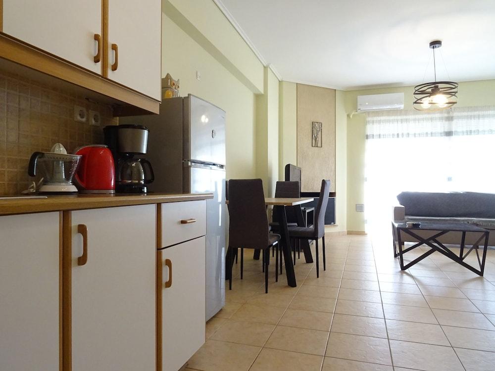 Modern Central Apartment with View