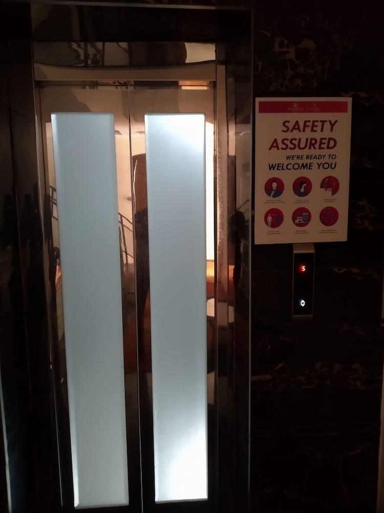 DLS Hotels on the Ganges