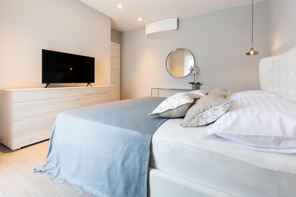 Shell Luxury Residences