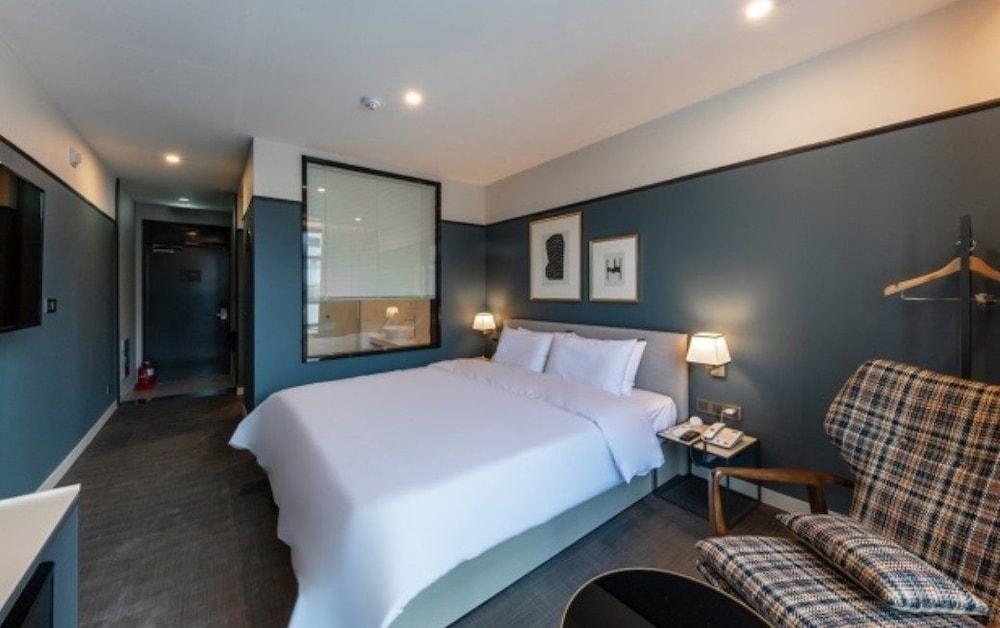 Brown Dot Hotel Deokcheon