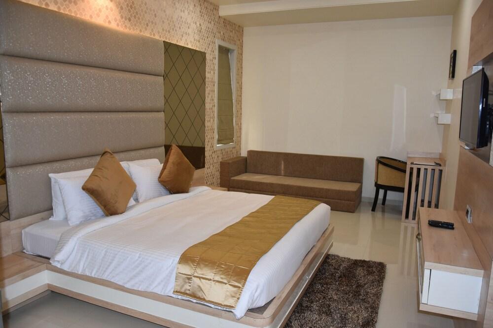 Hotel Sangam Pristine