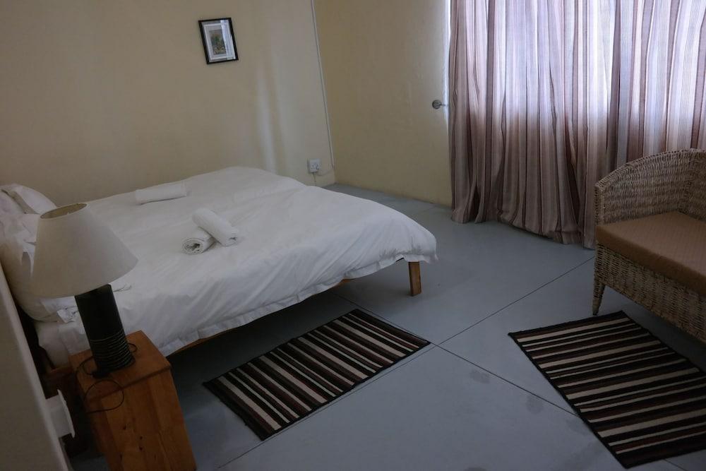 The Farmhouse B&B Beergarden CC