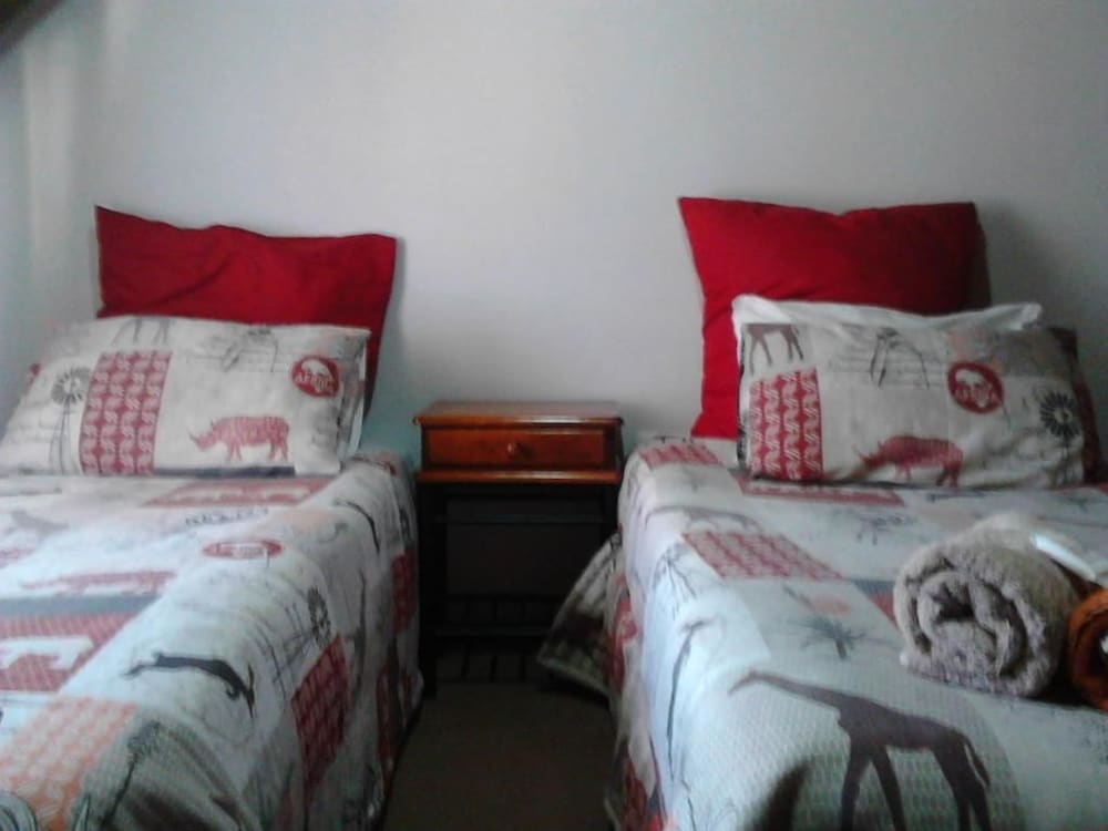Eleventh Avenue GuestHouse & Conferencing