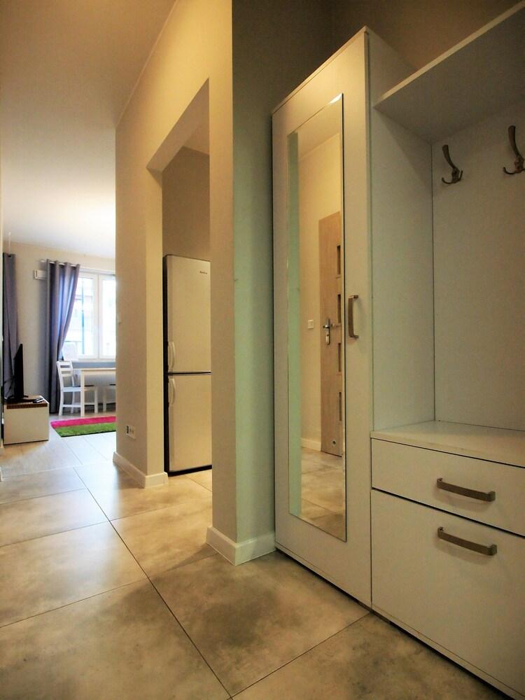 Airport Residence Green