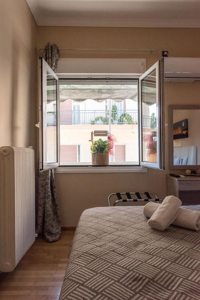 Gazi Divine Apartment