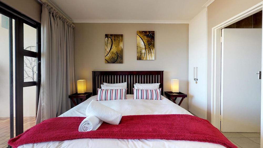 Malata Beachfront Condo 27