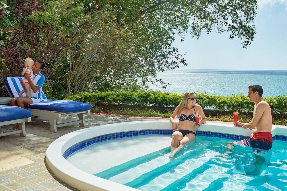 Bluefields Bay Villas