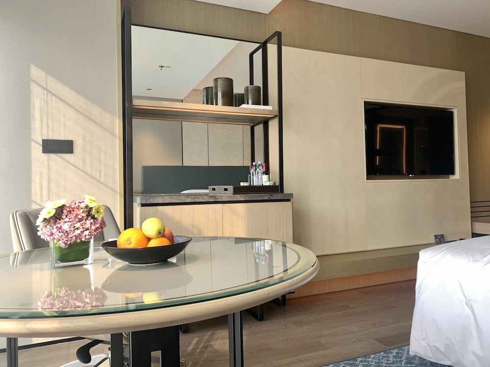 Xuzhou Marriott Hotel Lakeview