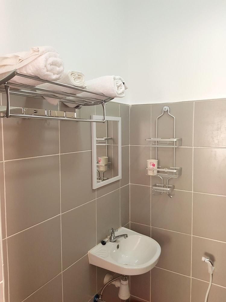 Country Corner Guest House