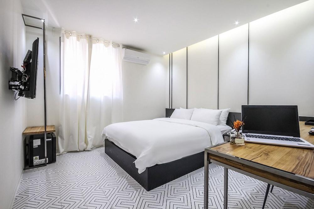 Hotel The Vizit Jeonju