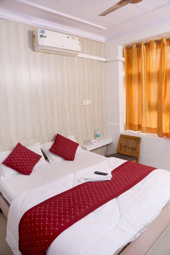Bunk Hostel Delhi