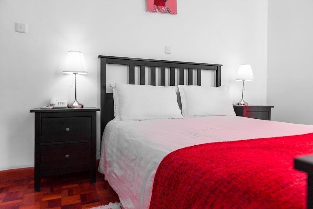 Greenpark Sundowner Hotel