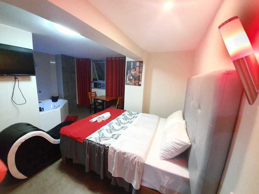 Hotel Vox69 Suites