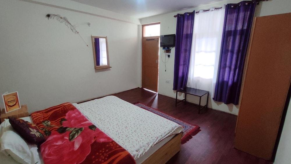 Manali Top Inn and Cafe