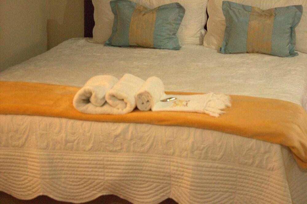 Up 2 Date guest house