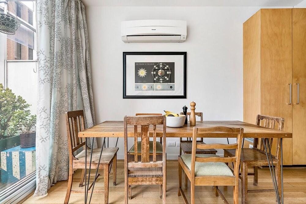 Zelda 1 Bedroom Central CBD Apartment